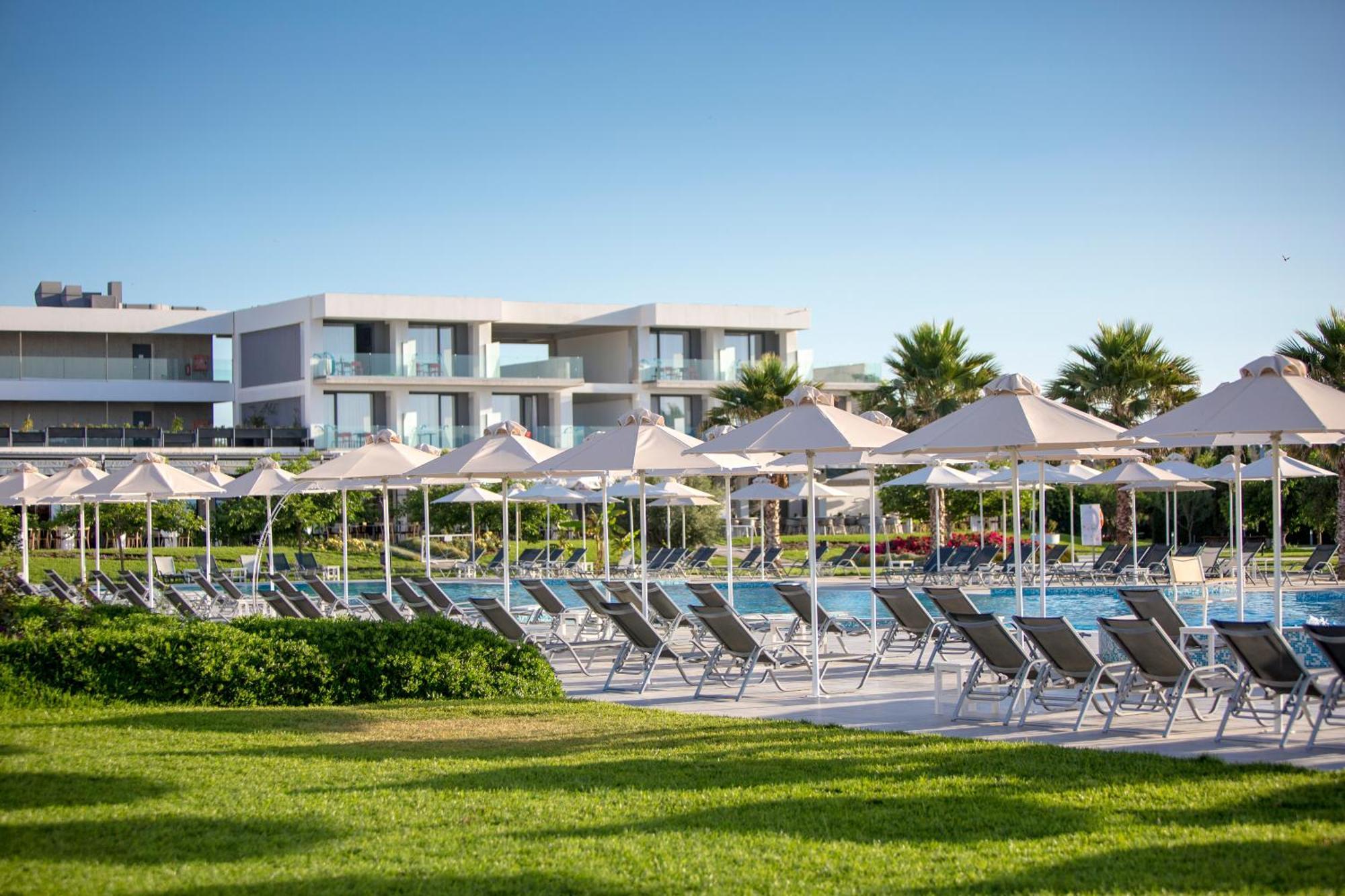 Neilson Messini Activity Beach Club Hotel Kalamata Exterior photo